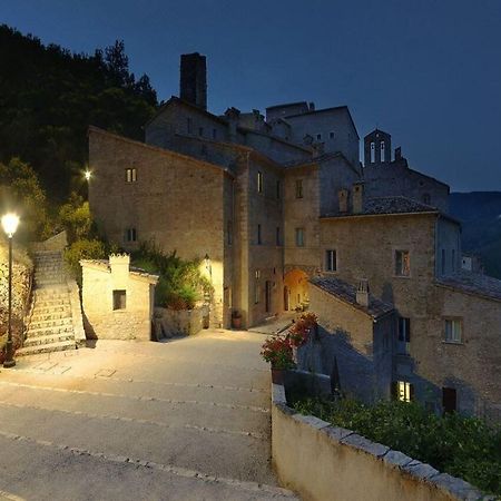 Castello Di Postignano Hotel Sellano Exterior foto