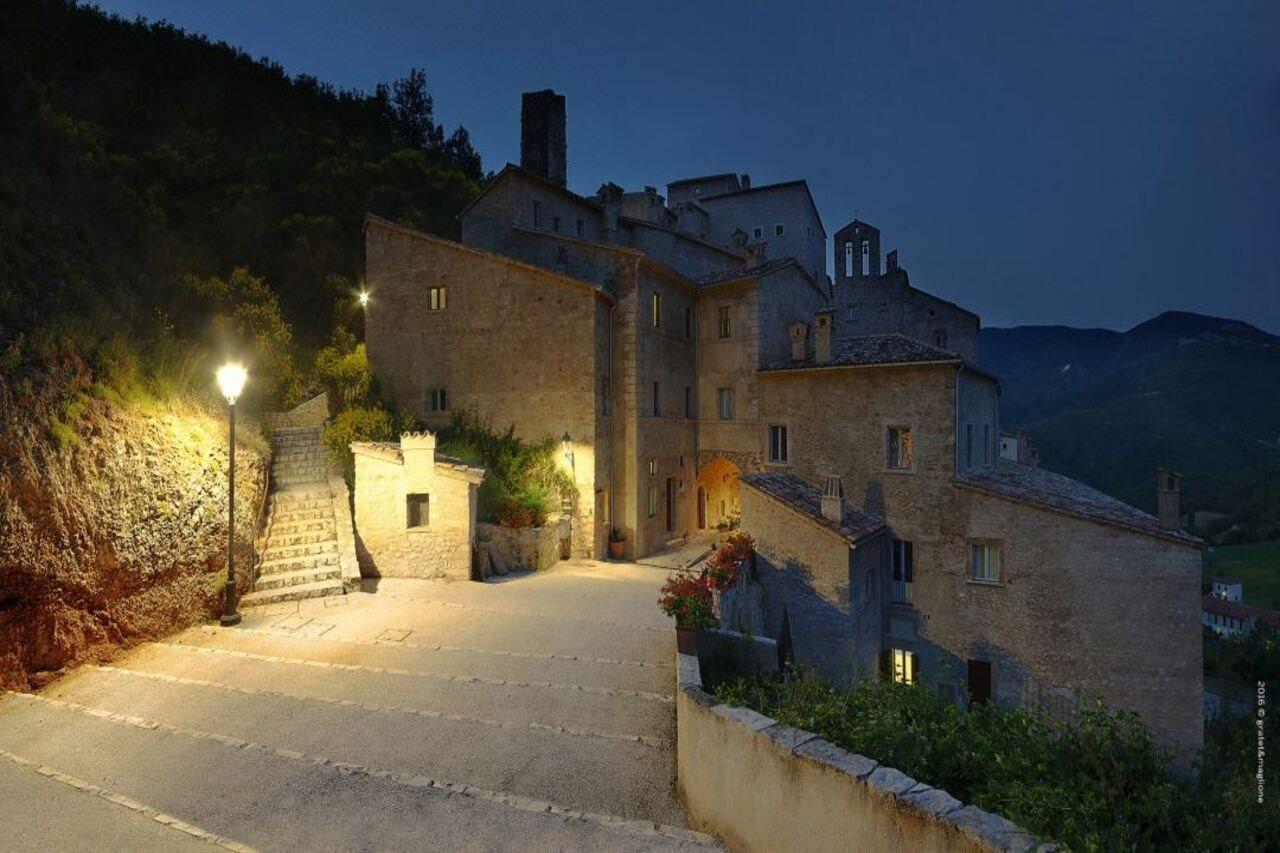 Castello Di Postignano Hotel Sellano Exterior foto